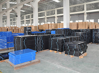 2000 square meters finished product warehouse